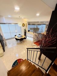 Straits Gardens (D27), Terrace #540533441